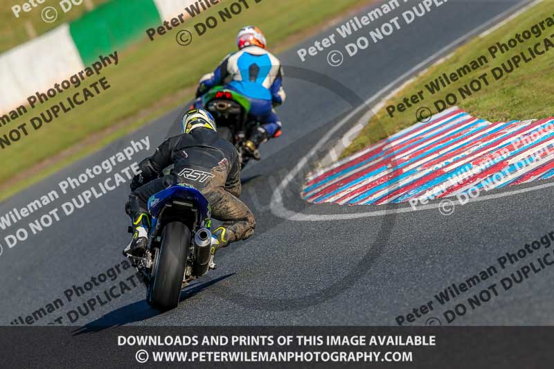 PJM Wedding Photography;enduro digital images;event digital images;eventdigitalimages;mallory park;mallory park photographs;mallory park trackday;mallory park trackday photographs;no limits trackdays;peter wileman photography;racing digital images;trackday digital images;trackday photos